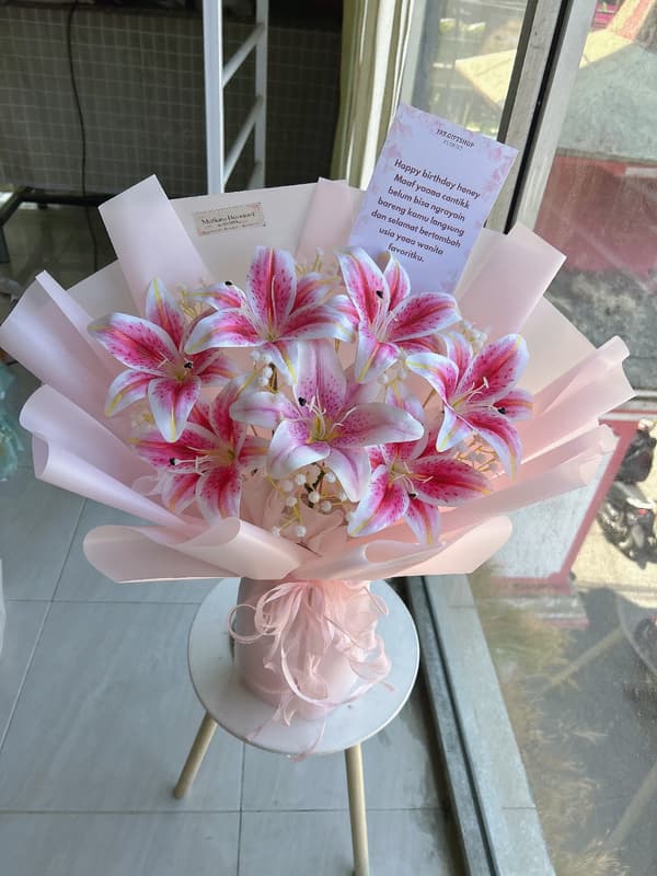 Garden of Lily